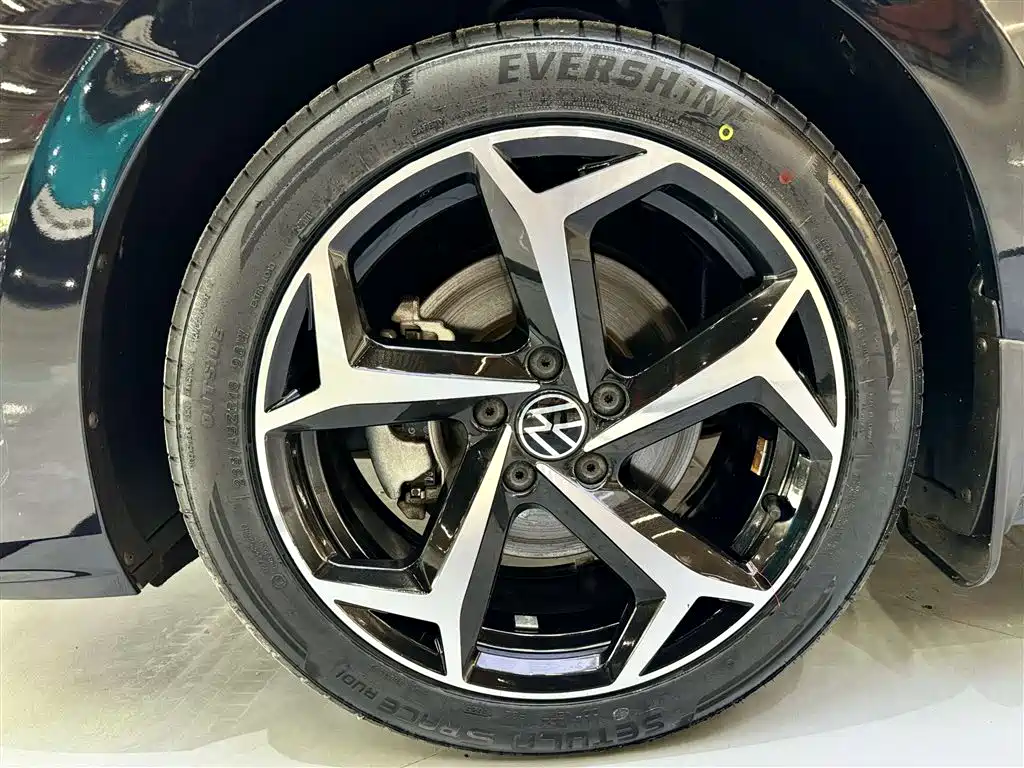 Passat 2023 facelift 330TSI Star Elite Edition купить на сайте DeffCars