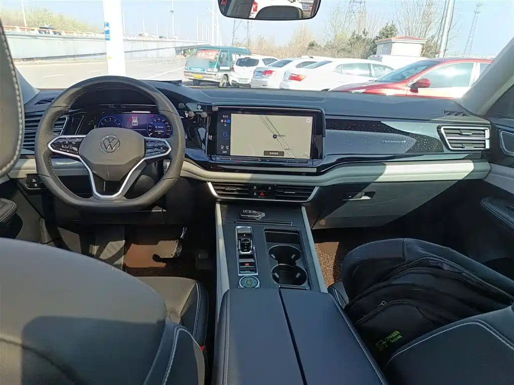 Touron 2024 380TSI four-wheel drive luxury version купить на сайте DeffCars