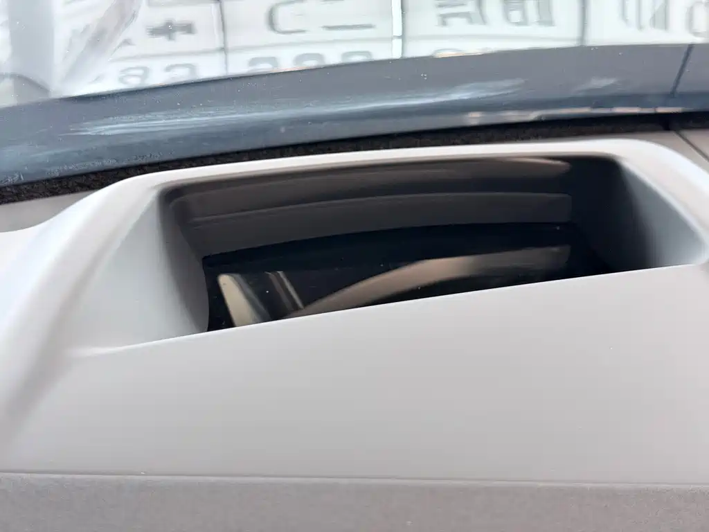 Range Rover 2024 3.0 L6 400PS Genesis Extended Edition купить на сайте DeffCars