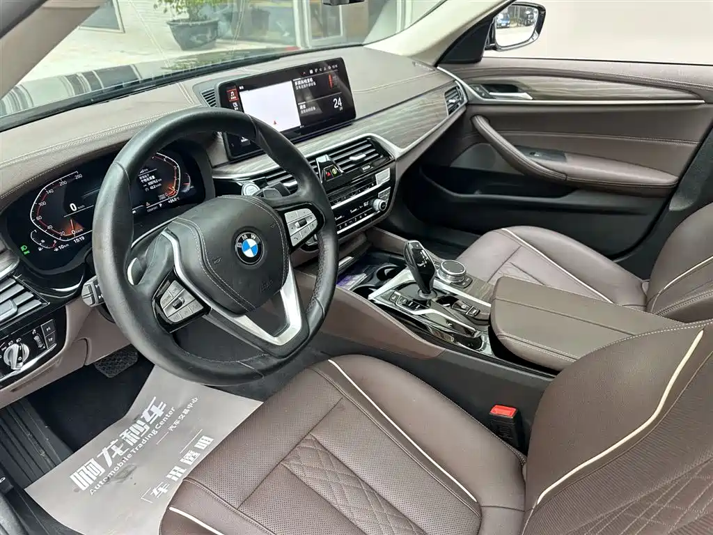BMW 5 Series 2021 530Li Leading Luxury Package купить на сайте DeffCars