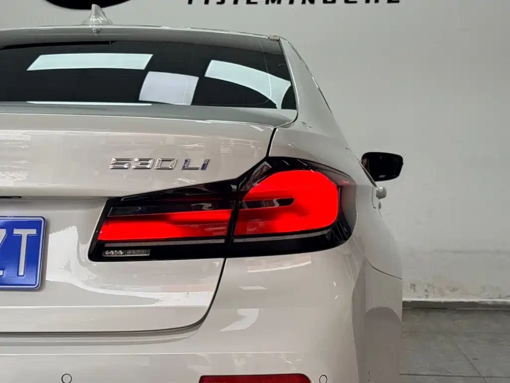 BMW 5 Series 2021 530Li Exclusive Luxury Package купить на сайте DeffCars