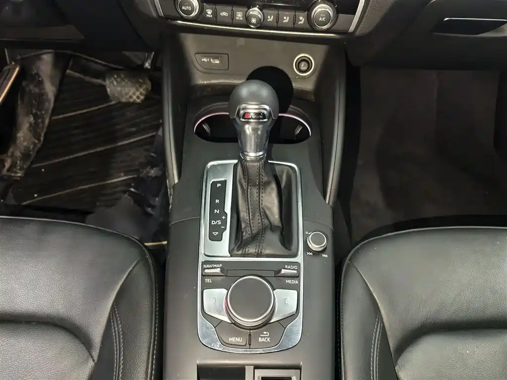 Audi A3 2019 Limousine 35 TFSI Fashion Type National VI купить на сайте DeffCars