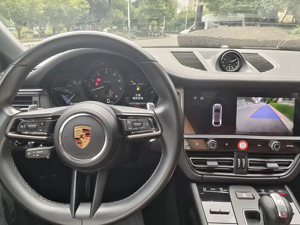 Macan 2022 Macan 2.0T купить на сайте DeffCars