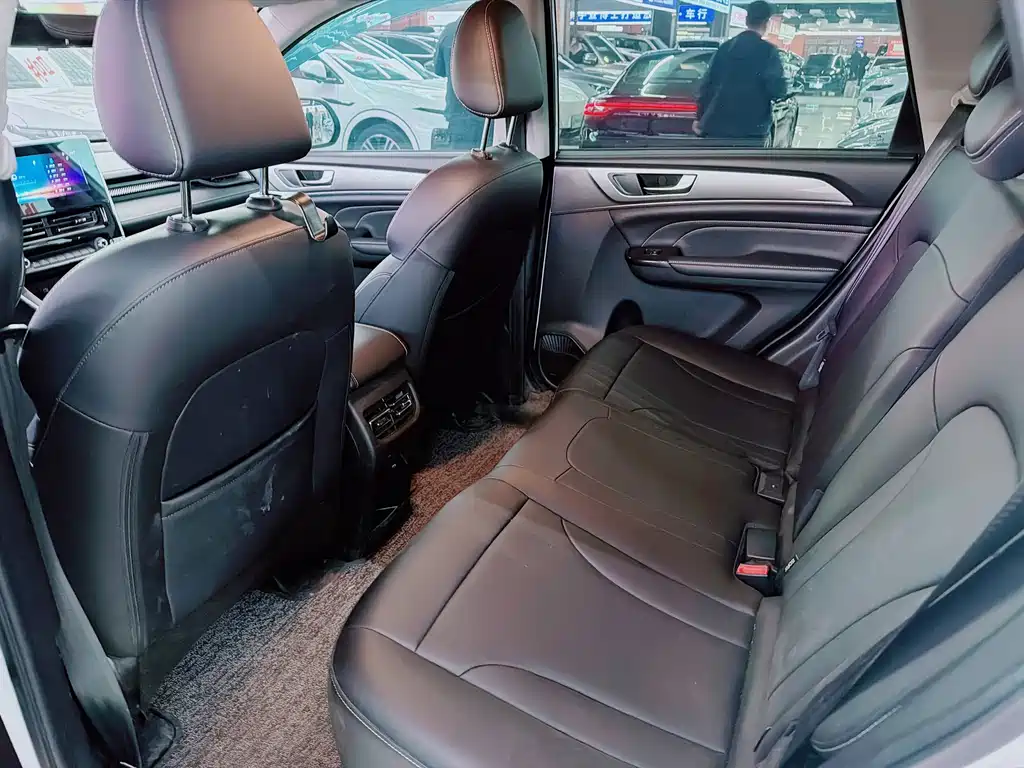 Haval M6 2021 PLUS 1.5T DCT Comfort Type купить на сайте DeffCars