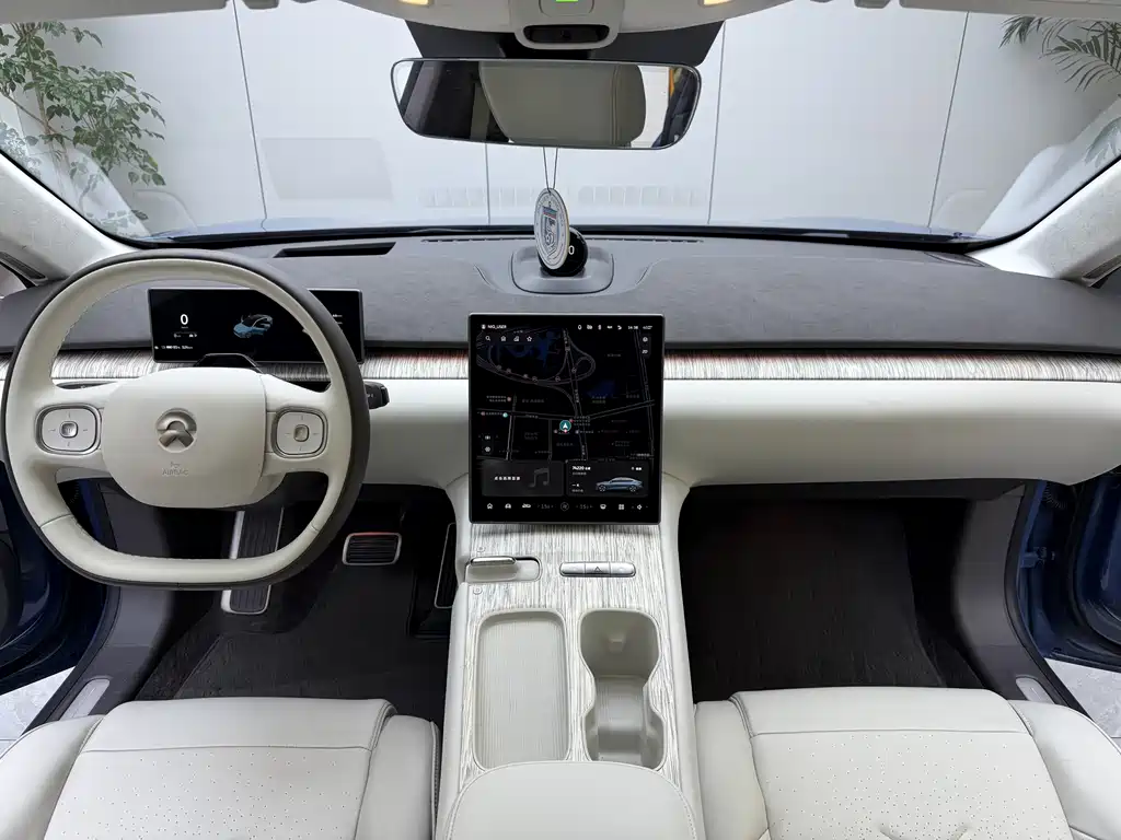 NIO ET7 2022 model 100kWh first edition купить на сайте DeffCars