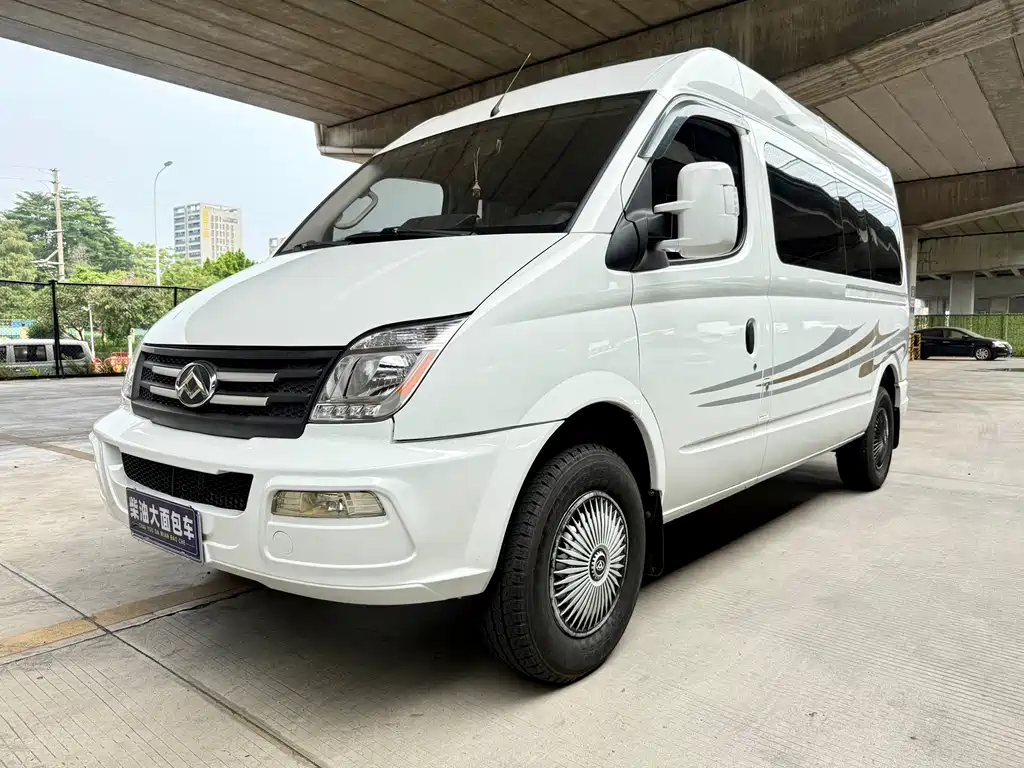 Xintu V80 2023 model 2.0T manual classic Aoyuntong long axis mid-top 6/7/8/9 seats купить на сайте DeffCars