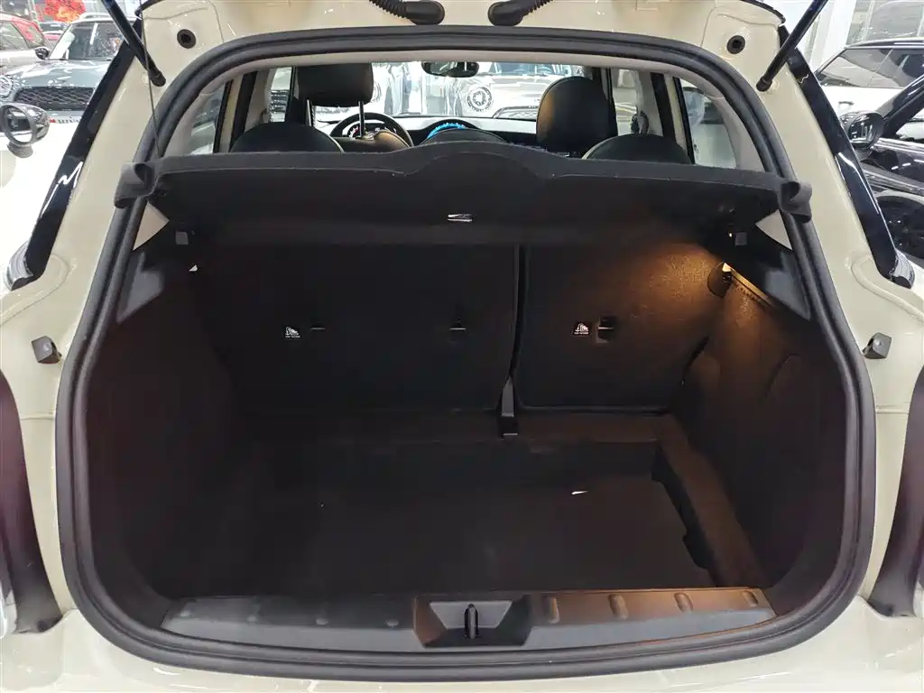 MINI 2021 1.5T COOPER Artist Five-Door Edition купить на сайте DeffCars