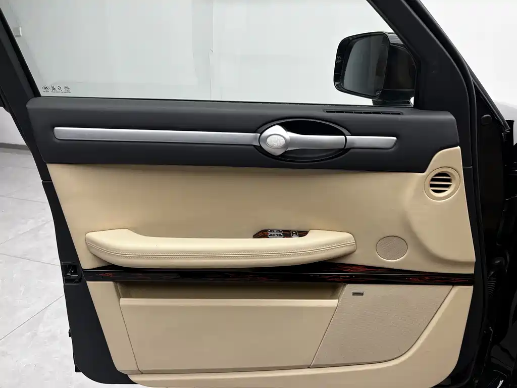 Hongqi Golden Sunflower National Gift 2014 6.0L Flagship Edition купить на сайте DeffCars