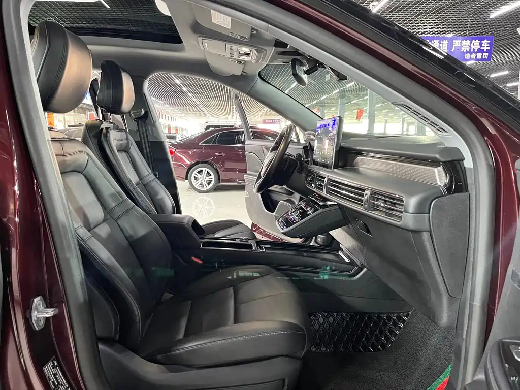 Adventurer 2022 2.0T two-wheel drive exclusive edition купить на сайте DeffCars