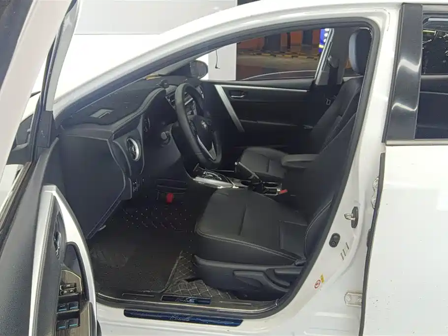 Corolla 2017 facelift 1.2T S-CVT GL-i купить на сайте DeffCars