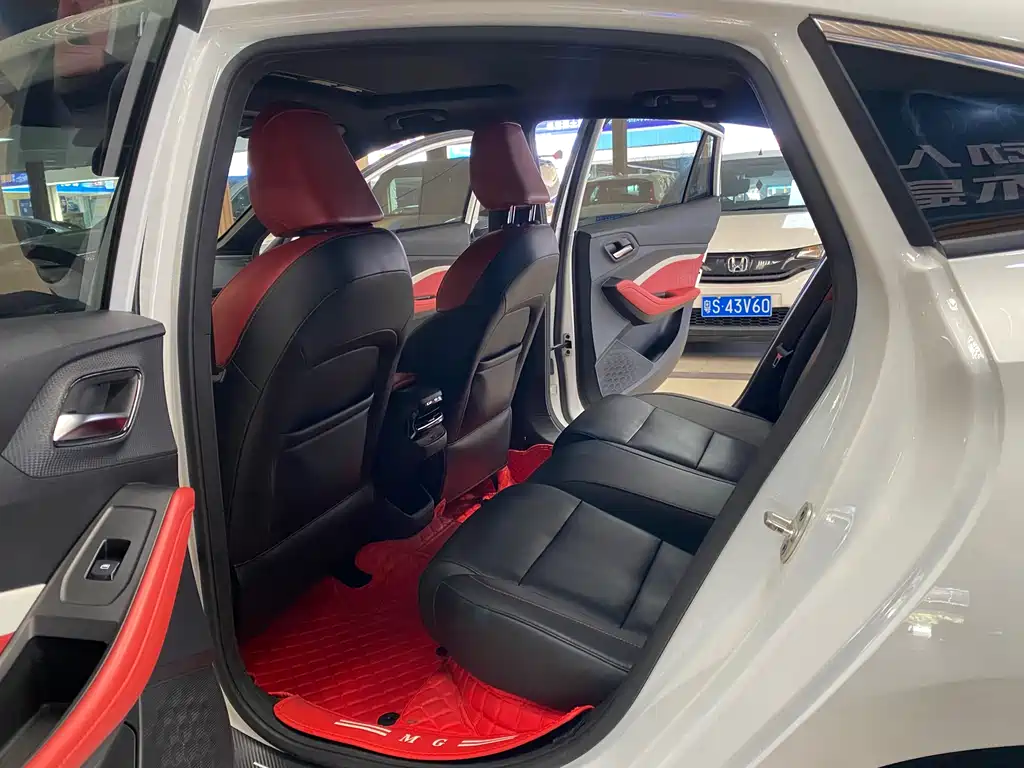 MG5 2021 180DVVT CVT Youth Deluxe Edition купить на сайте DeffCars