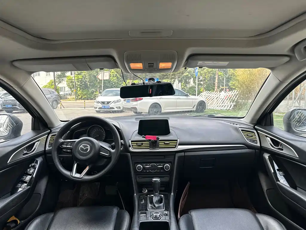 Mazda3 Angkesela 2017 sedan 1.5L automatic luxury model National V купить на сайте DeffCars