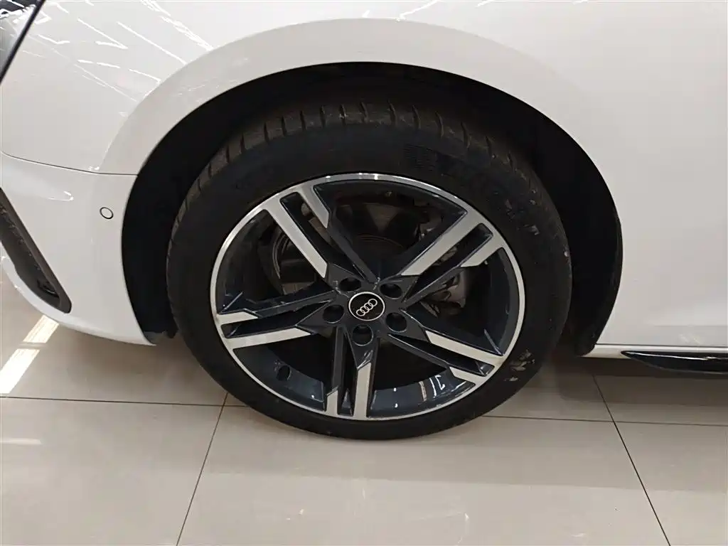 Audi A4L 2022 40 TFSI luxury and dynamic model купить на сайте DeffCars