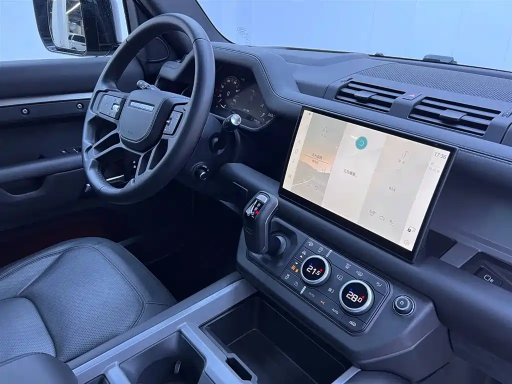 Land Rover Defender 2025 110 3.0T P400 X купить на сайте DeffCars