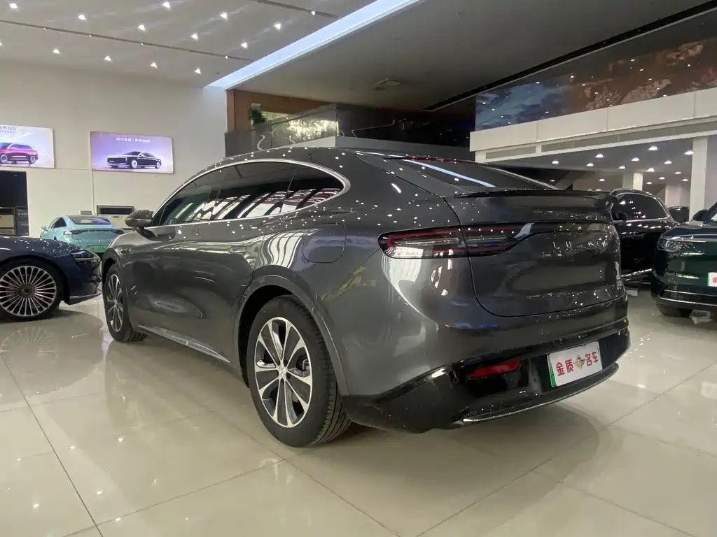 Zhijie R7 2025 extended range 251km Max купить на сайте DeffCars