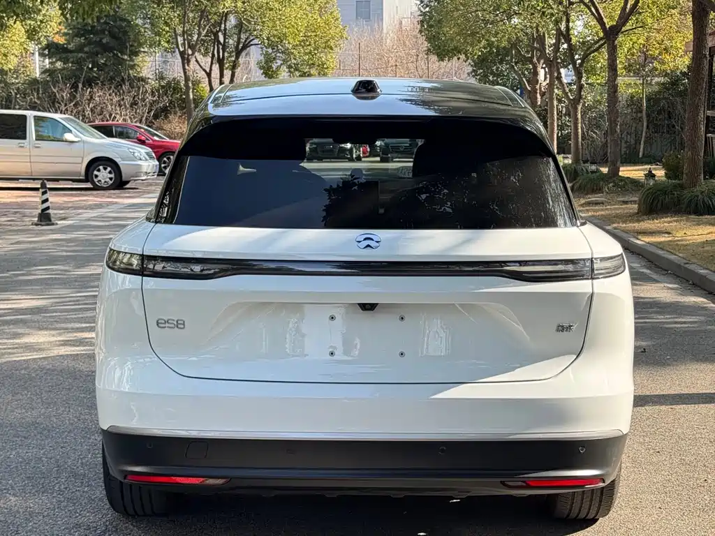 NIO ES8 2024 model 75kWh купить на сайте DeffCars