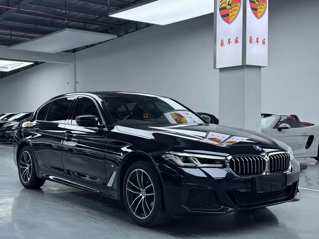 BMW 5 Series 2022 525Li M Sports Package купить на сайте DeffCars