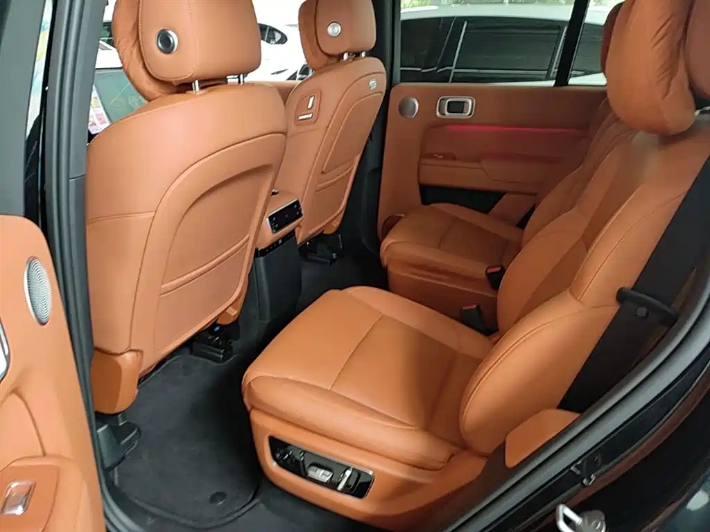 Ideal L8 2024 Ultra купить на сайте DeffCars