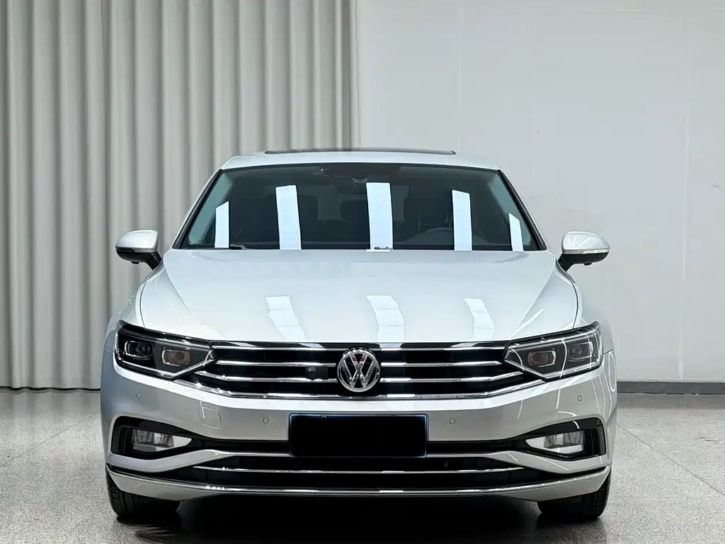 Magotan 2020 280TSI DSG leading model купить на сайте DeffCars