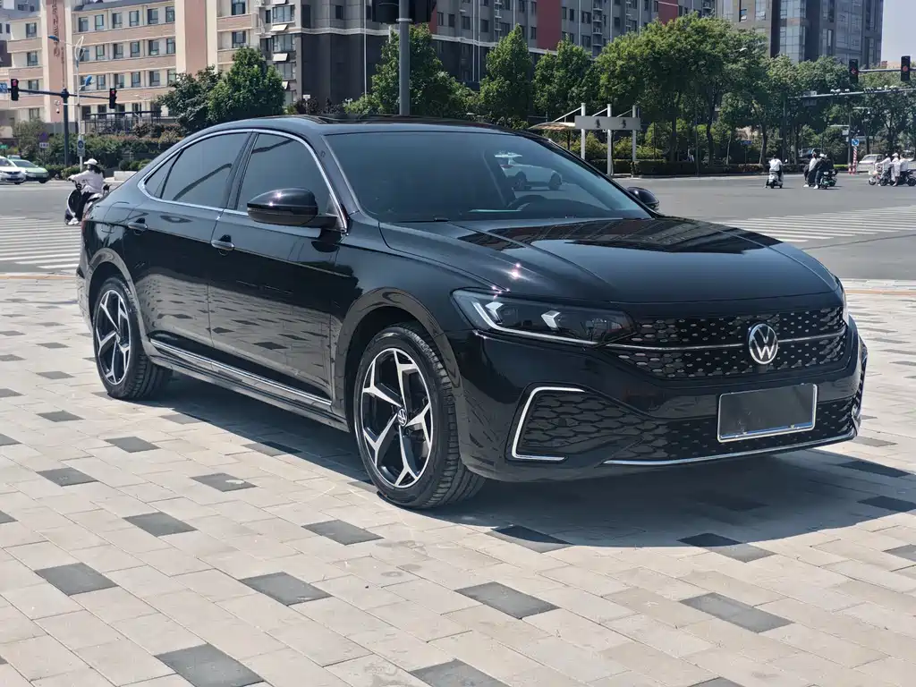 Passat 2025 Outstanding Model 330TSI Starry Sky Elite Edition купить на сайте DeffCars