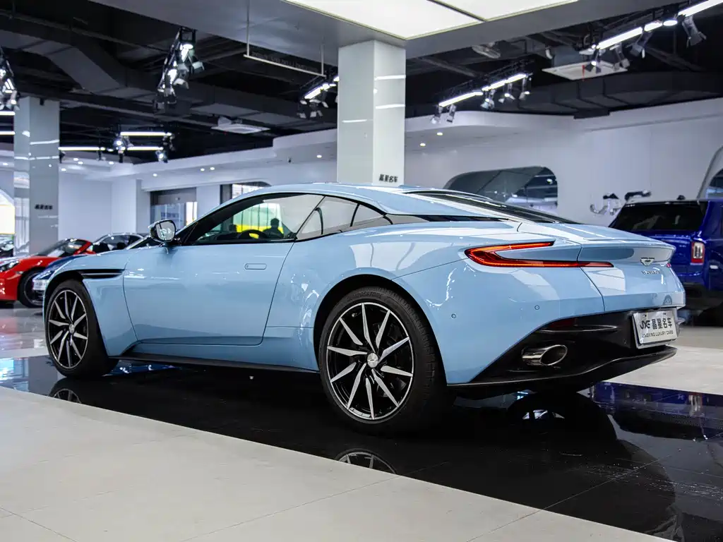 Aston Martin DB11 2019 4.0T V8 Coupe купить на сайте DeffCars