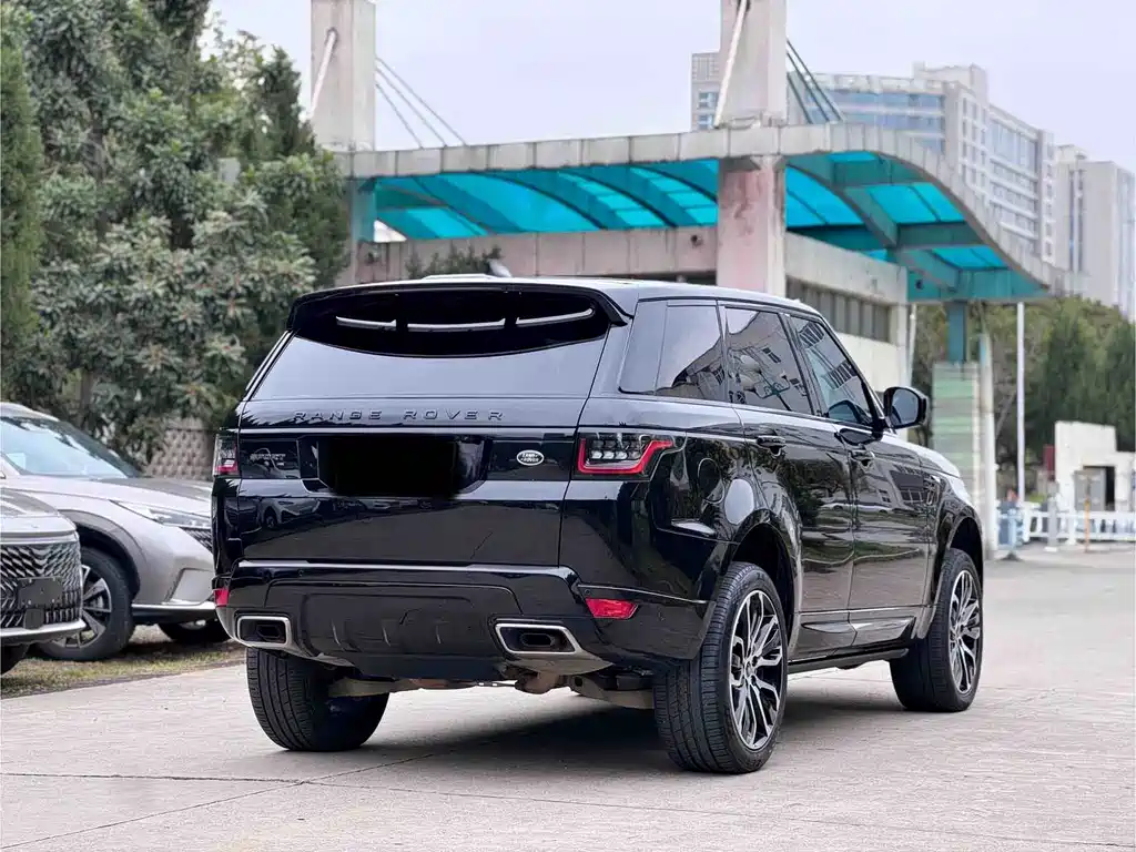 Range Rover Sport 2021 3.0 L6 Black Edition купить на сайте DeffCars