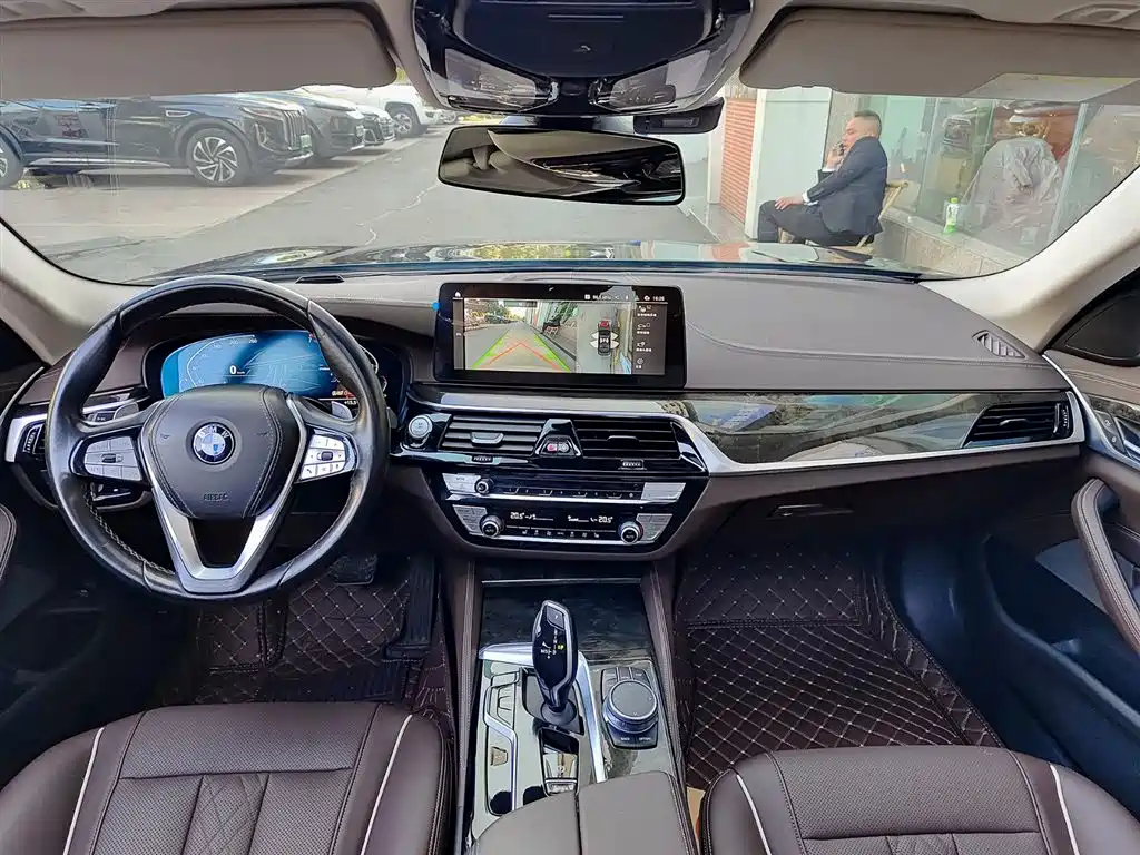 BMW 5 Series 2021 530Li Leading Luxury Package купить на сайте DeffCars