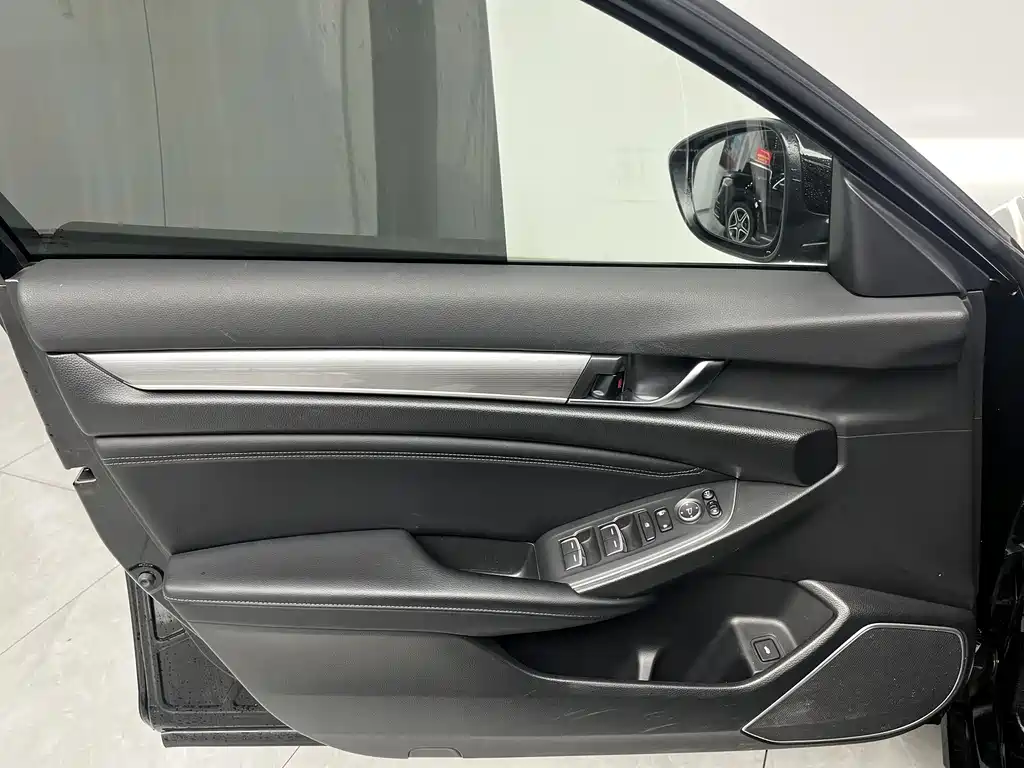 Accord 2022 260TURBO Deluxe Edition купить на сайте DeffCars