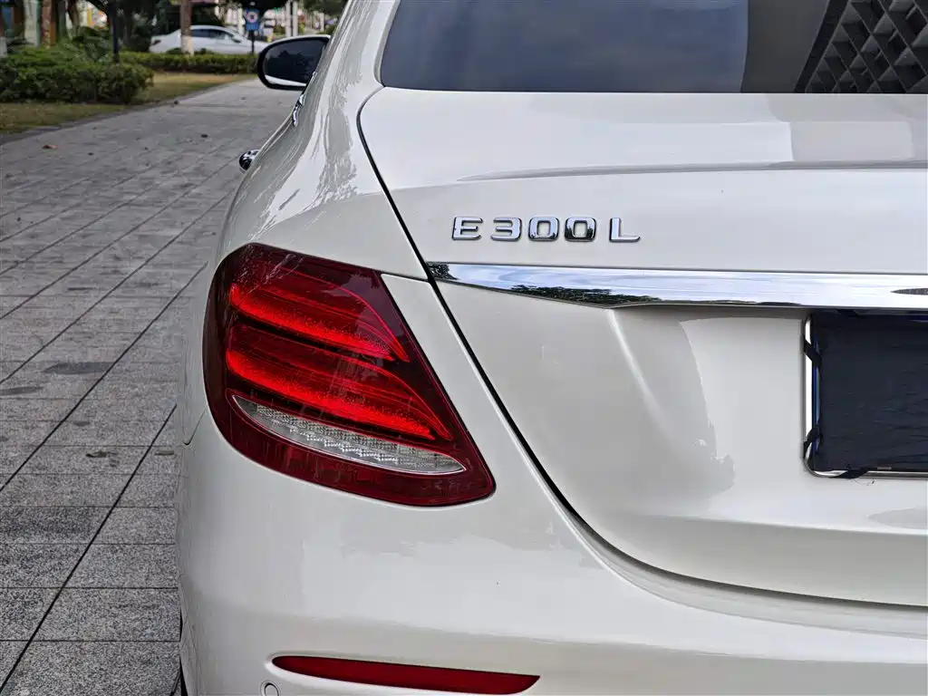Mercedes-Benz E-Class 2019 E 200 L Sports купить на сайте DeffCars