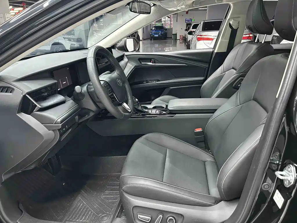 Camry 2024 Shuangqing 2.0HGVP Deluxe Edition купить на сайте DeffCars