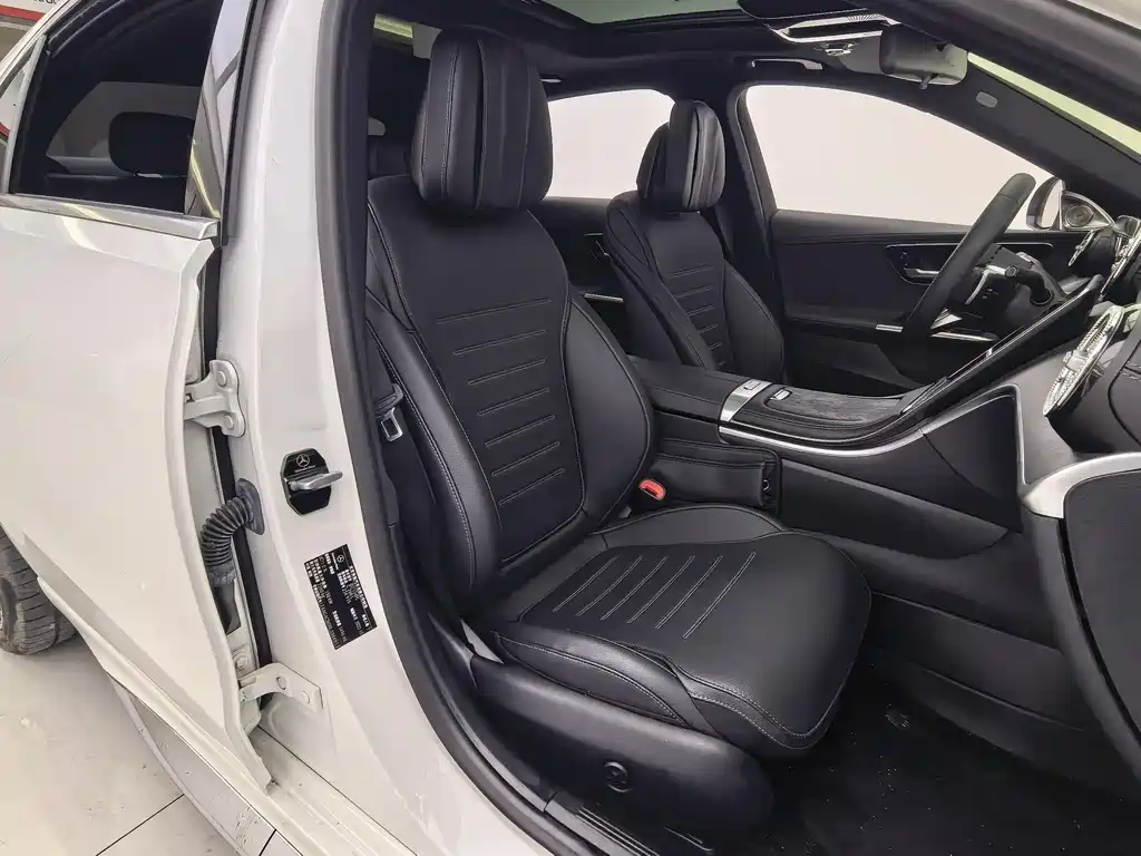 Mercedes-Benz C-Class 2024 facelift C 260 L sports version купить на сайте DeffCars