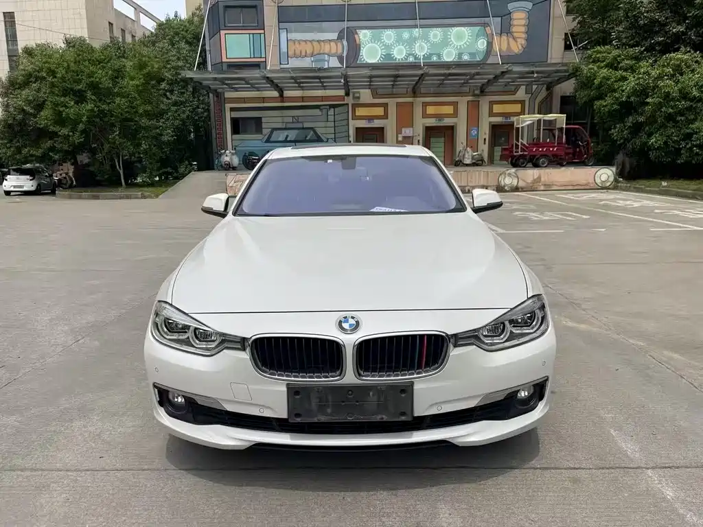 BMW 3 Series 2017 320Li Fashion Model купить на сайте DeffCars
