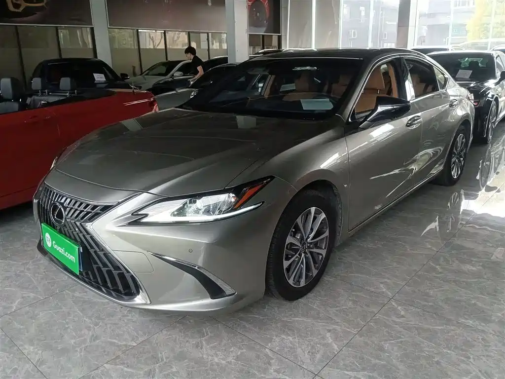 Lexus ES 2022 200 Excellence Edition купить на сайте DeffCars