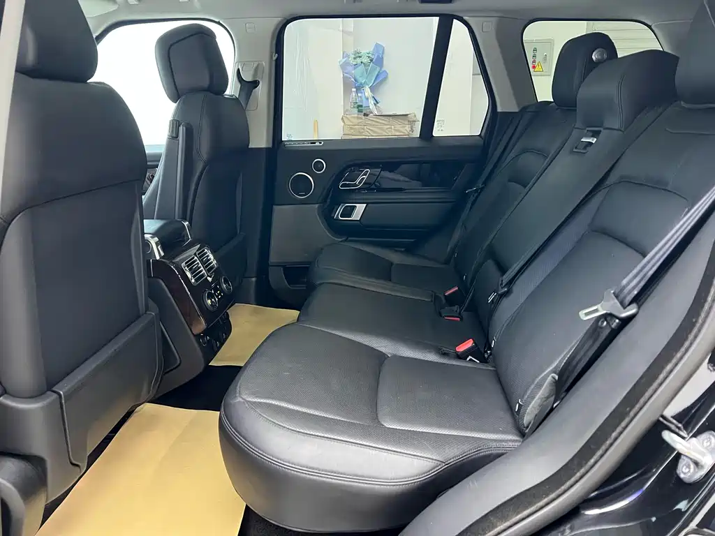 Range Rover 2021 3.0 L6 Legend Edition купить на сайте DeffCars