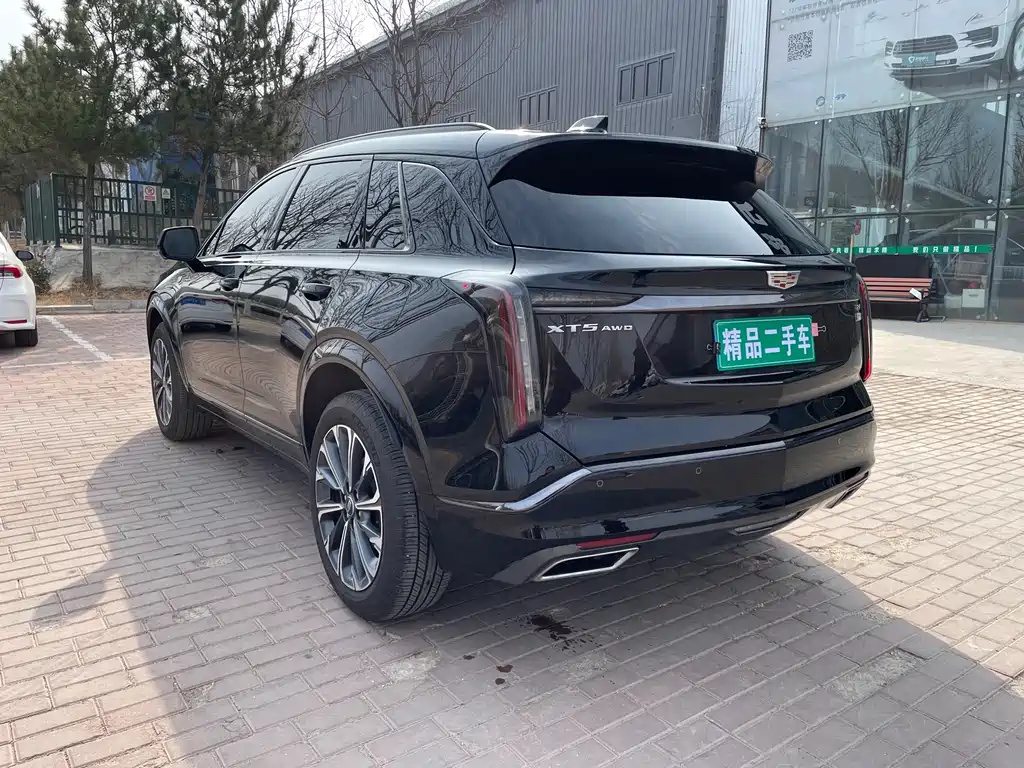 Cadillac XT5 2025 2.0T luxury model купить на сайте DeffCars