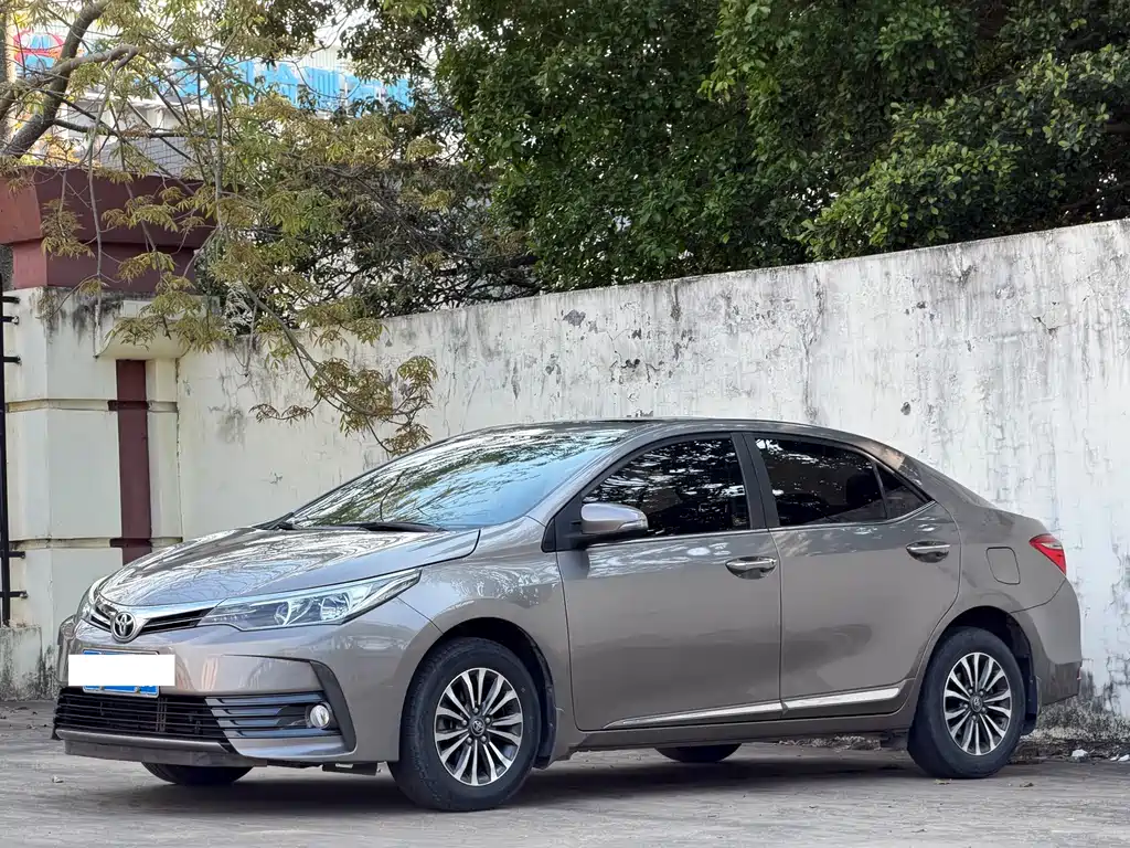 Corolla 2018 1.2T S-CVT GL-i Smart Edition купить на сайте DeffCars