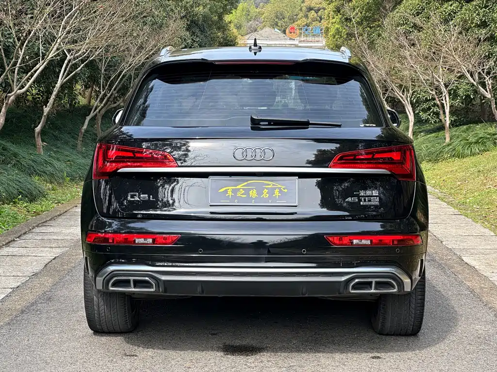 Audi Q5L 2022 facelift 45T luxury and dynamic model купить на сайте DeffCars