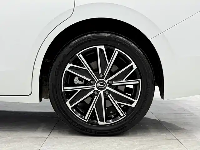 Trumpchi E8 2024 Honor Series 2.0L Honor Edition купить на сайте DeffCars