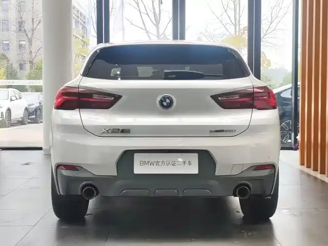 BMW X2 2021 sDrive25i leading M sports package купить на сайте DeffCars