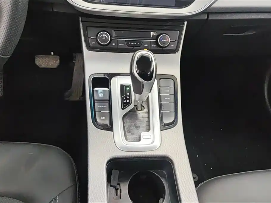 Emgrand GL 2018 1.8L DCT Elite Intelligent Connected Model купить на сайте DeffCars