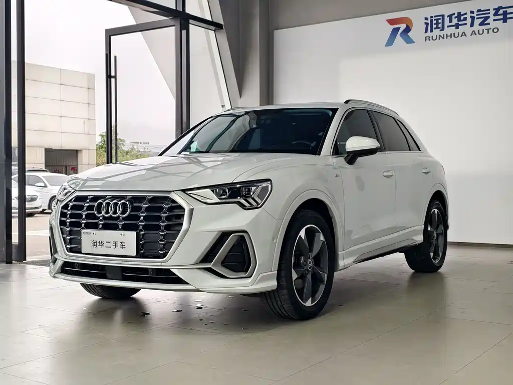 Audi Q3 2021 35 TFSI Fashionable and Dynamic купить на сайте DeffCars