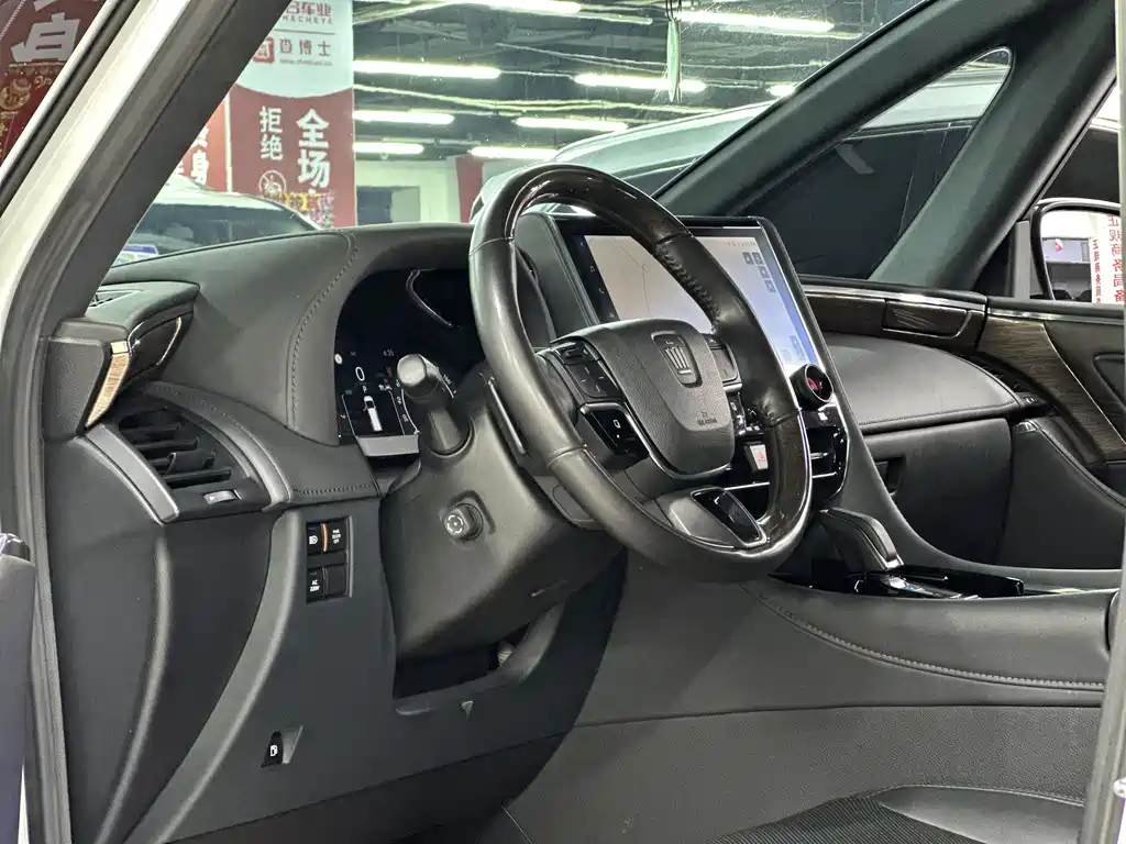 Wilfa 2024 Crown Dual Engine 2.5L Supreme Executive Edition купить на сайте DeffCars