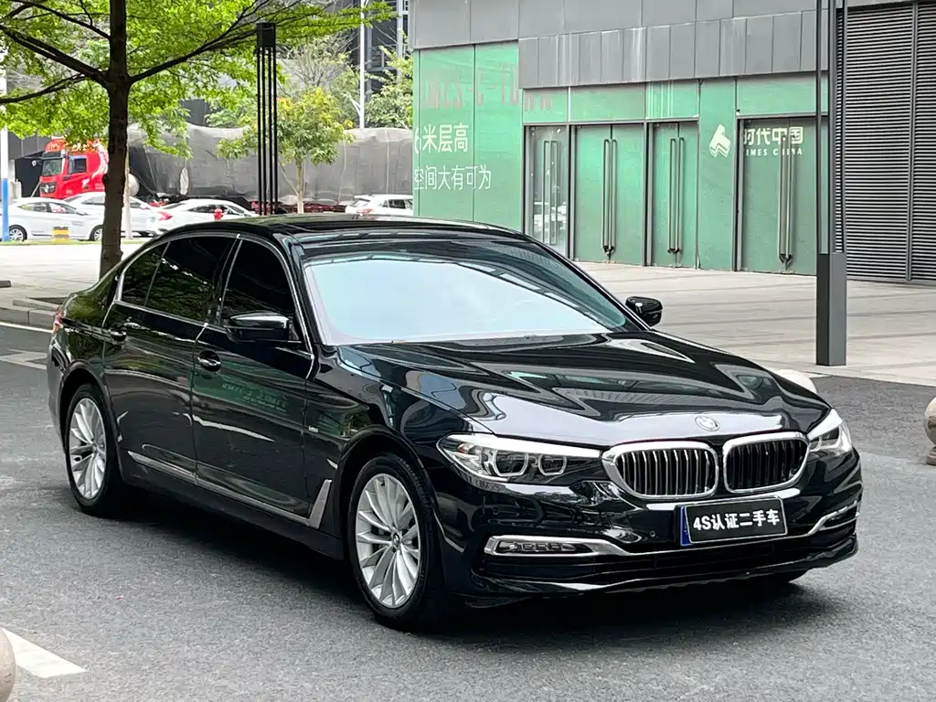 BMW 5 Series 2018 facelift 530Li leading model luxury package купить на сайте DeffCars