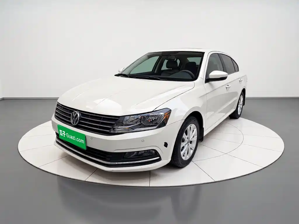Lavida 2015 1.6L automatic comfort version купить на сайте DeffCars