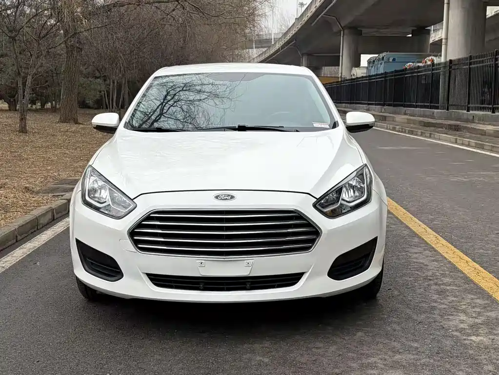 Escort 2017 facelift 1.5L automatic comfort model купить на сайте DeffCars