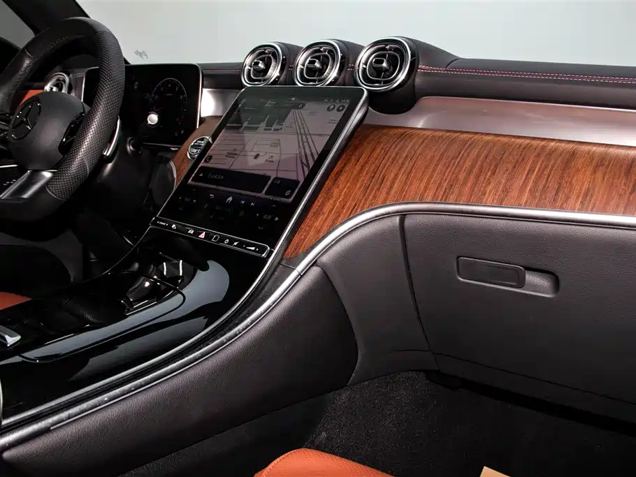 Mercedes-Benz GLC 2024 GLC 300 L 4MATIC Dynamic 5-seater купить на сайте DeffCars