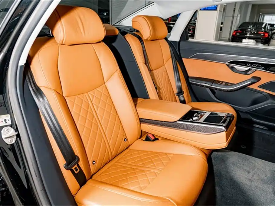 Audi A8 2023 A8L 50 TFSI quattro Premium Selection купить на сайте DeffCars