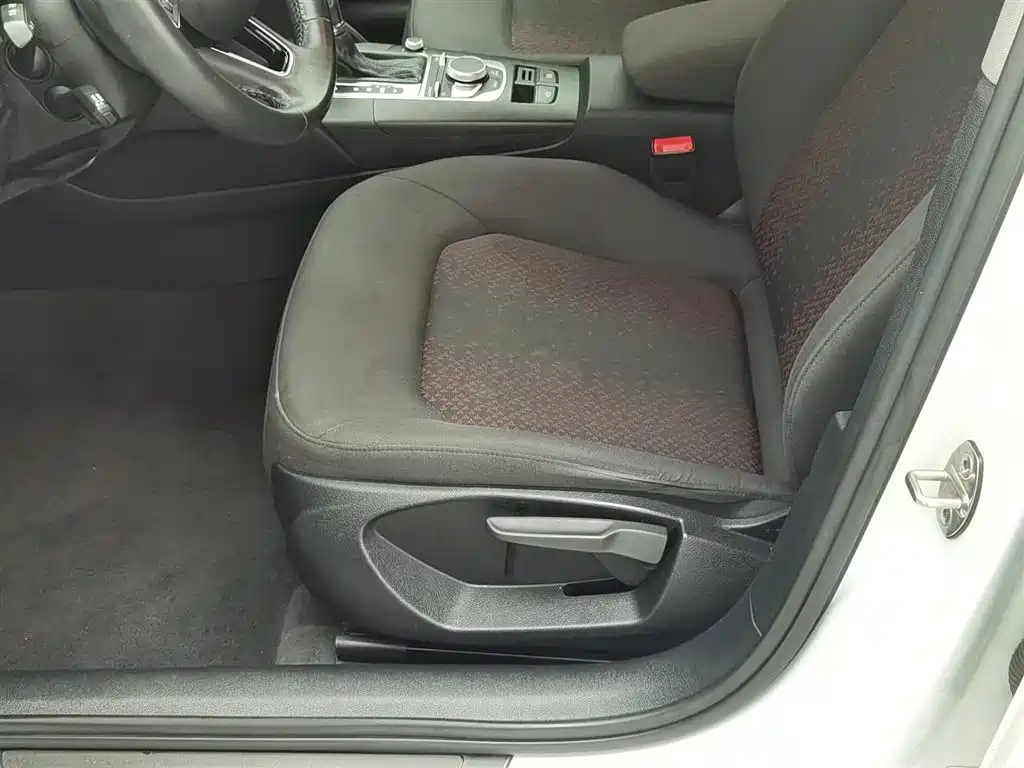 Audi A3 2020 Limousine 35 TFSI Enterprising National VI купить на сайте DeffCars