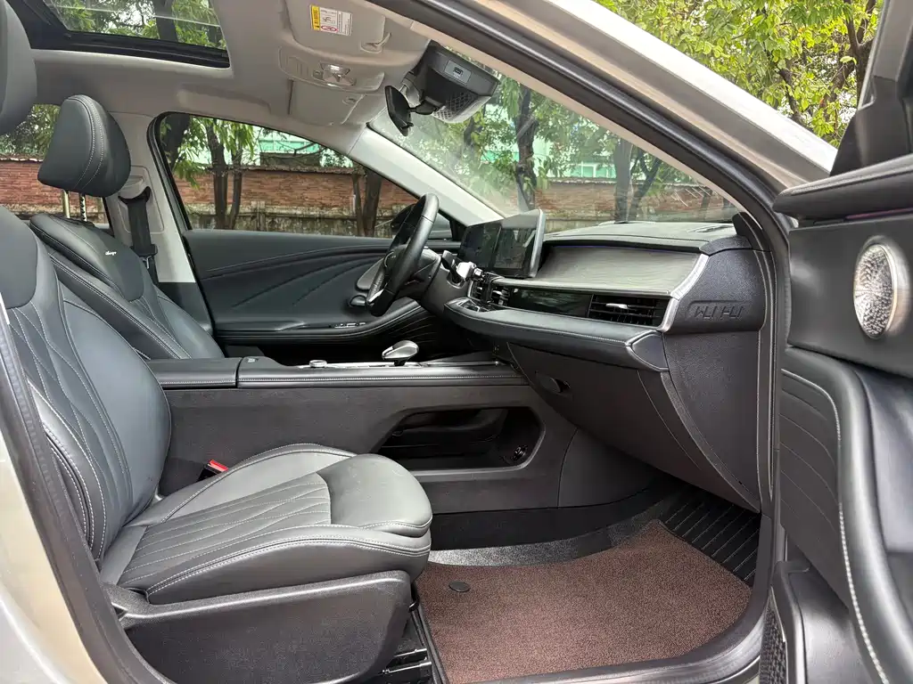 Arrizo 8 2024 model 1.6T DCT smart phone купить на сайте DeffCars