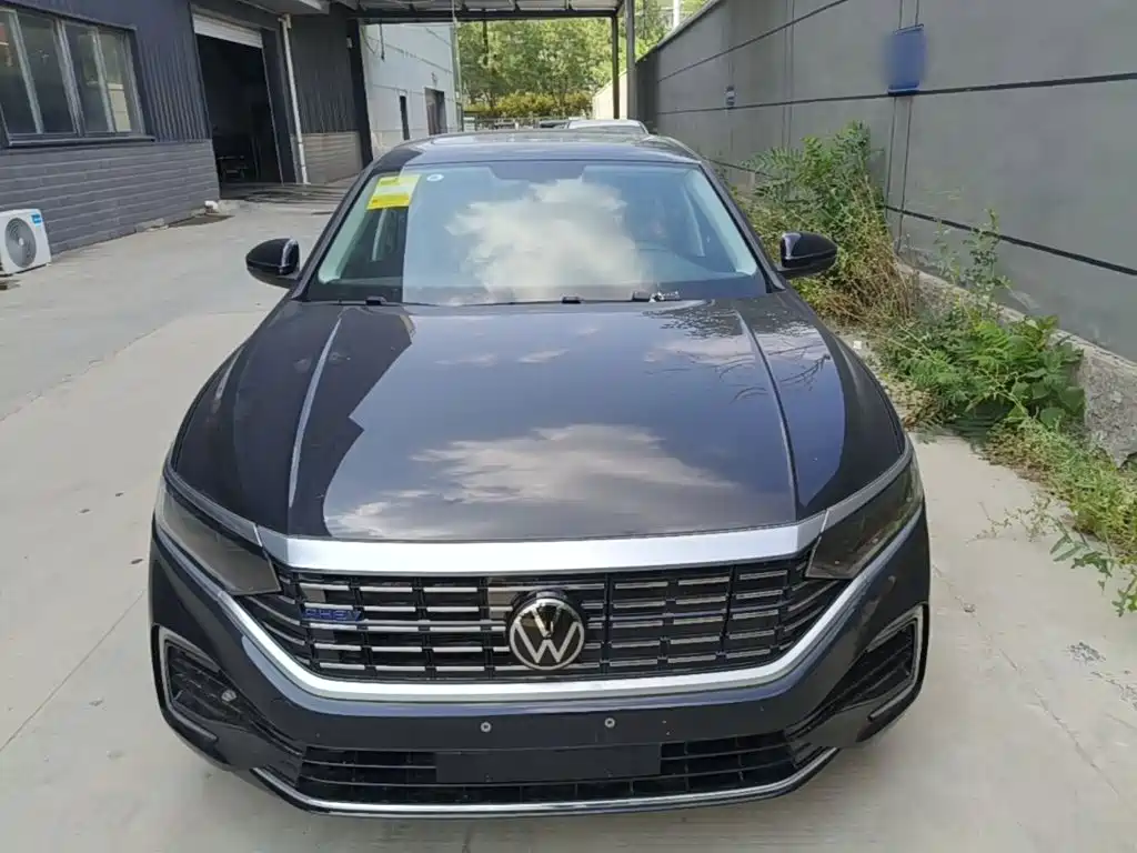 Passat Plug-in Hybrid 2025 430PHEV Hybrid Business Edition купить на сайте DeffCars